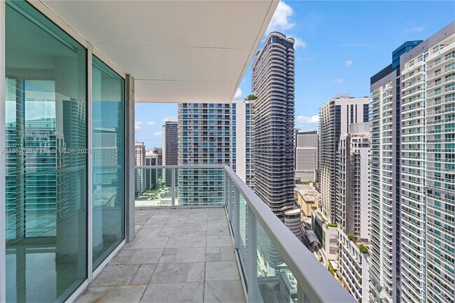 Building Photo - 1250 S Miami Ave