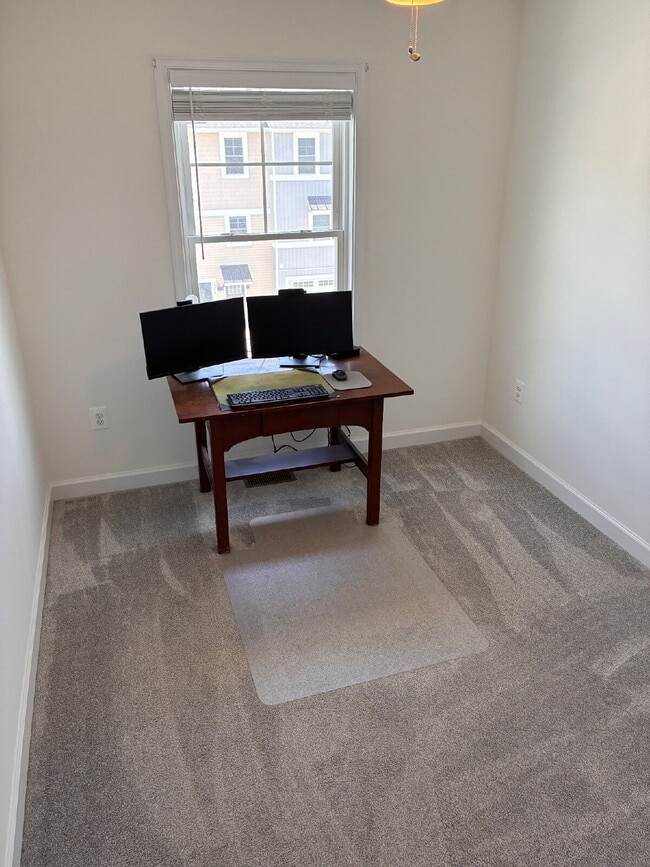 Building Photo - Coming Soon. Beautiful 4 Bedroom 3.5 Bath Townhome in sought after Congers Creek Community. Minut...