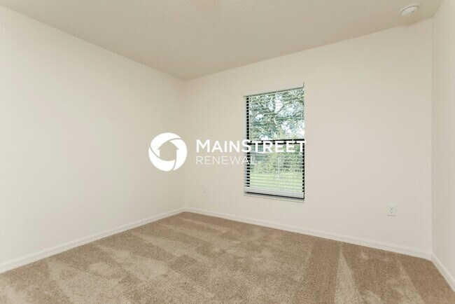 Building Photo - 3 Bedroom Pet-Friendly Home in Leesburg, FL with Main Street Renewal