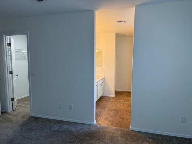 Building Photo - 3922 N Creosote Ct