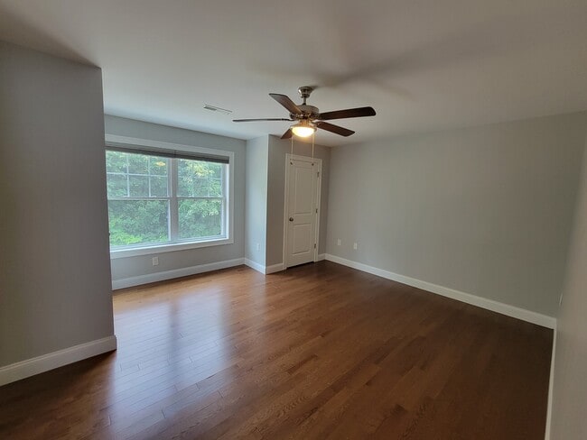 Building Photo - 17 Callaway Dr