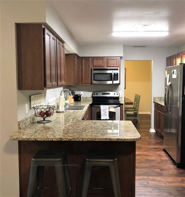 Building Photo - 5914 Whispering Pines Rd