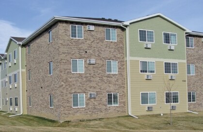 Primary Photo - Red Oak Senior Apartments