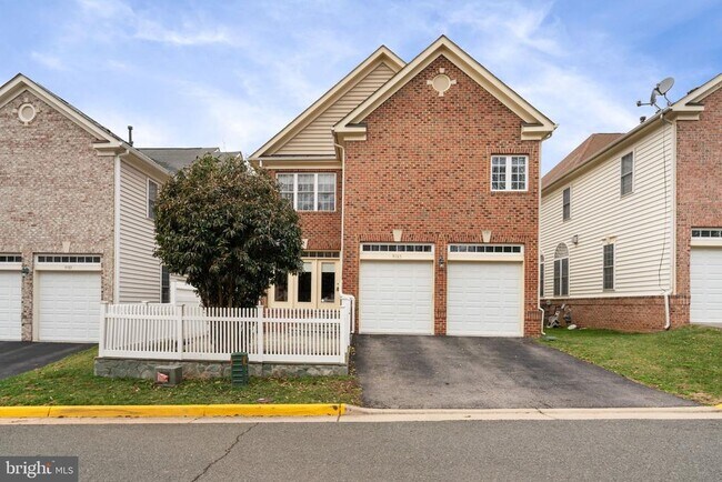 Building Photo - 9185 Topaz St