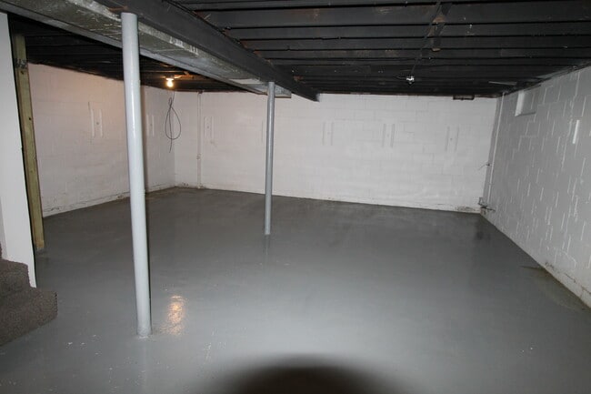 Building Photo - Awesome with updates! 3 bedroom with garag...