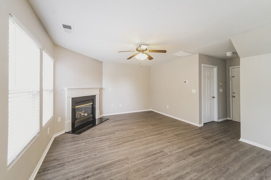 Building Photo - 12205 Hamilton Jones Dr