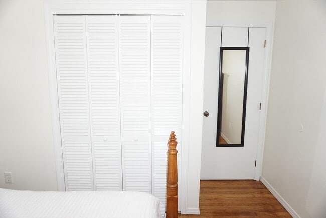 Building Photo - 21 Heritage Cir