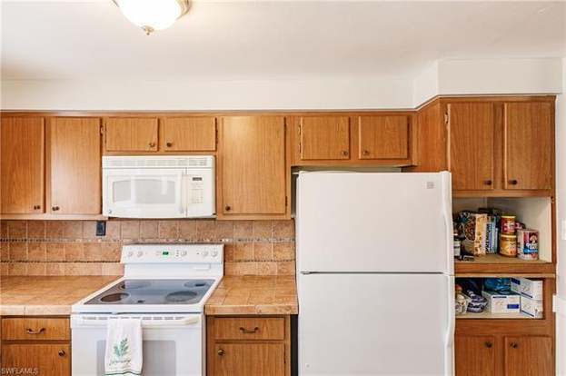 Building Photo - 74 7th St