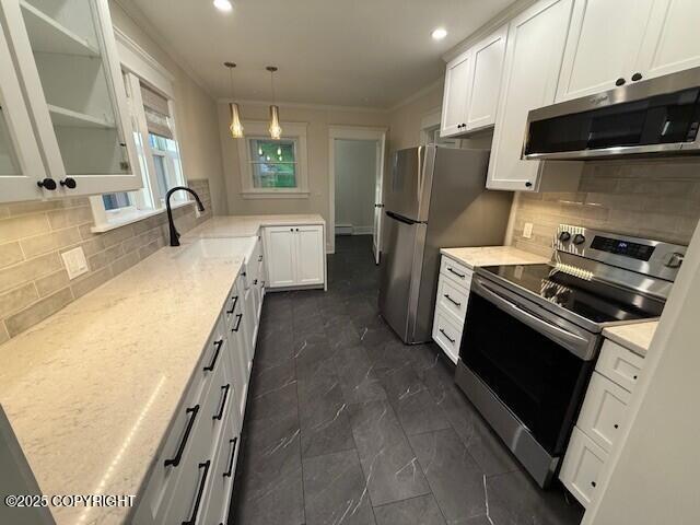 Building Photo - 1234 Millar St