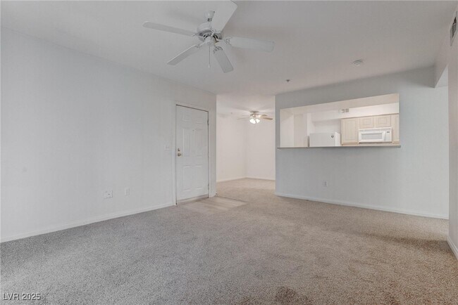 Building Photo - 6955 N Durango Dr