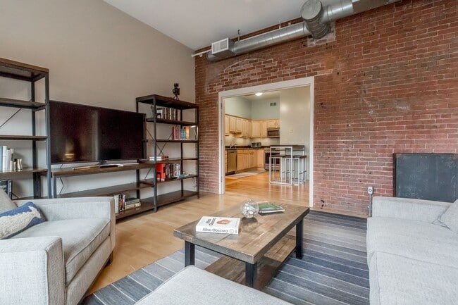 Building Photo - ALL UTILITIES INCLUDED - Furnished Downtown Portland, ME Condo w/ Parking, In-Unit Laundry, Priva...