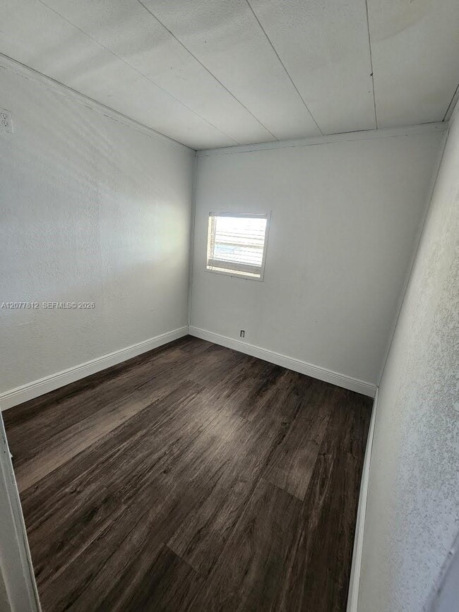 Building Photo - 4222 Hibiscus Cir