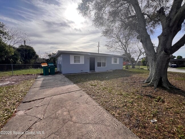 Building Photo - 2919 Rollins St