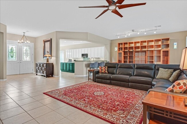 Building Photo - Rental Home with Large Pool