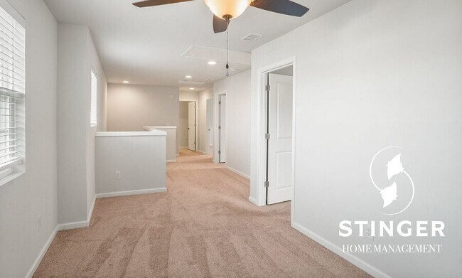 Building Photo - 70 Keowee Ln