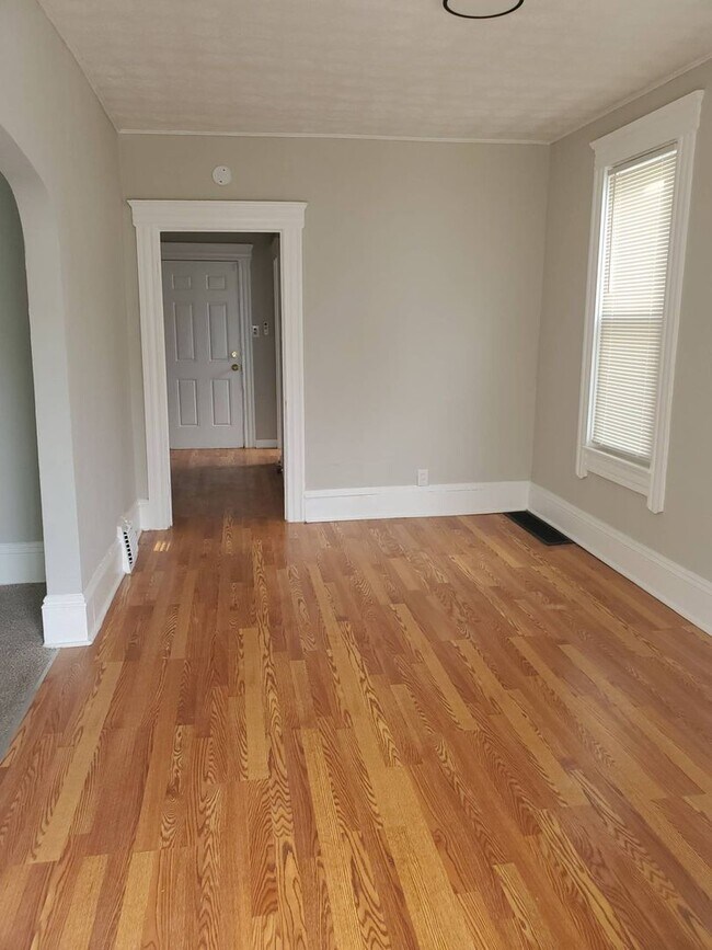 Building Photo - A Place You’ll Love to Call Home – Gorgeous 3-Bedroom Property!