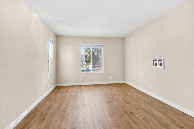 Building Photo - 7750 Stalmer St