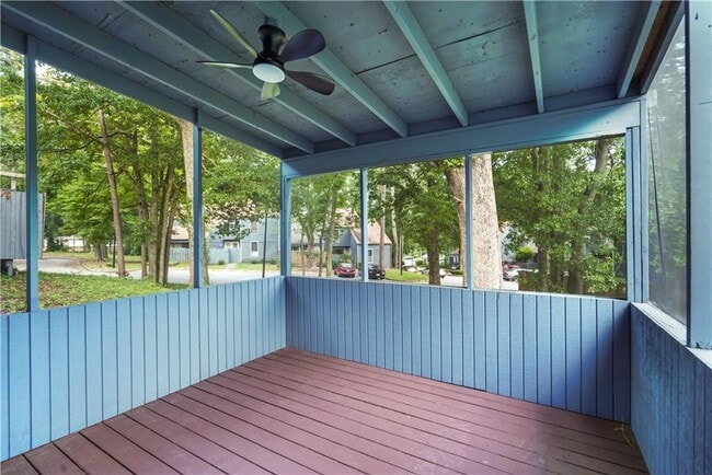 Building Photo - 4705 Mariners Dr