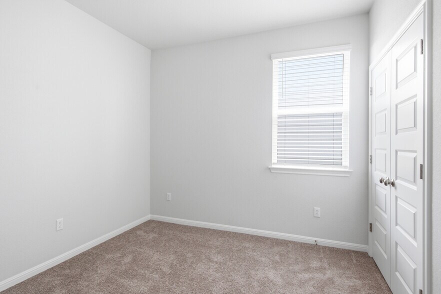 Building Photo - 10608 Ridan Way