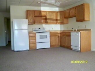  - 200 Woods Ln