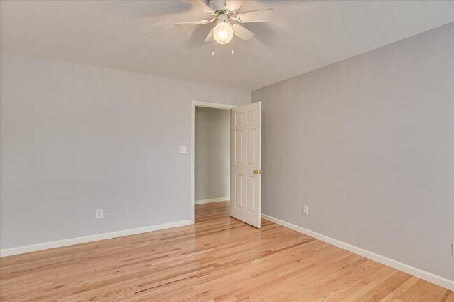 Building Photo - 4363 Wisteria Ct