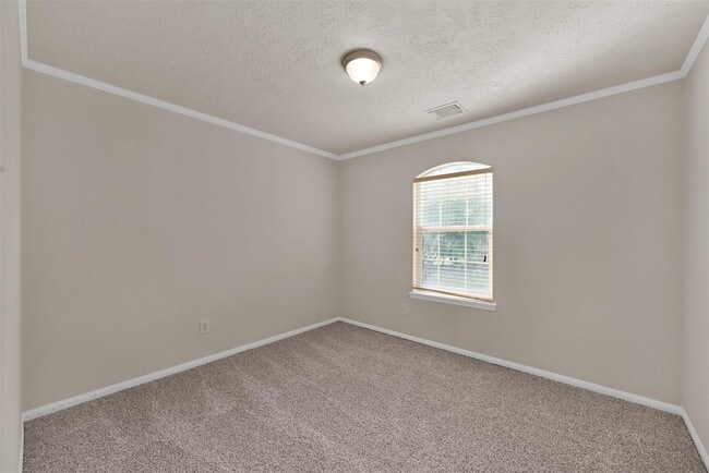 Building Photo - 1443 Meadowhigh Ln