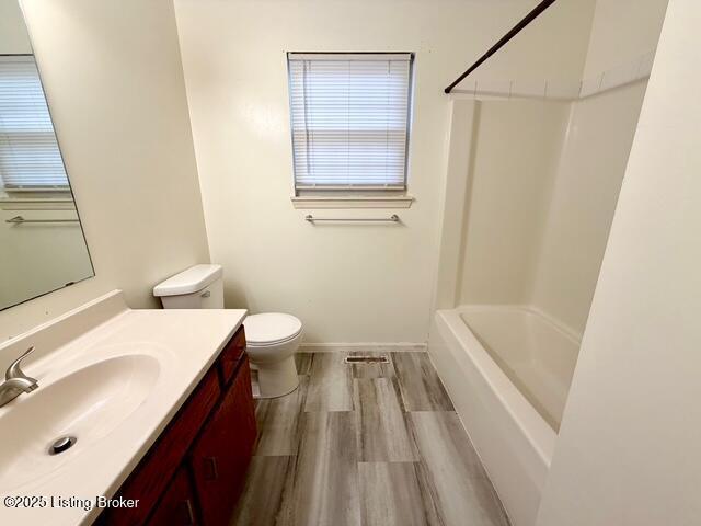 Building Photo - 600 Ewing Ln