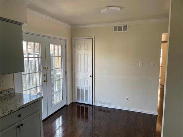 Building Photo - 2532 Jeanette Dr