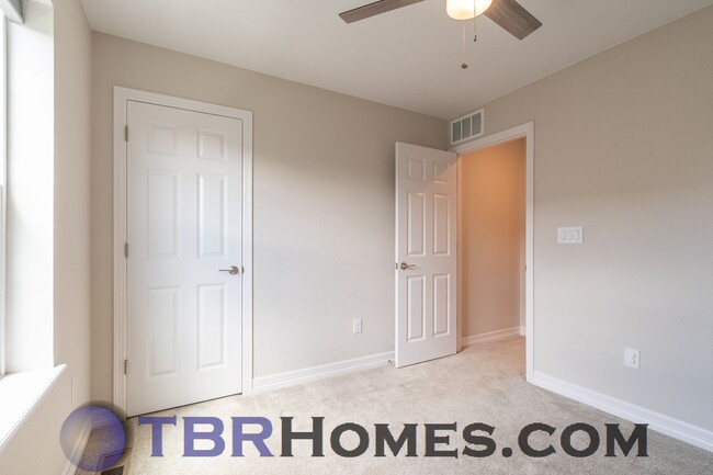 Building Photo - 11924 Norfolk Ct