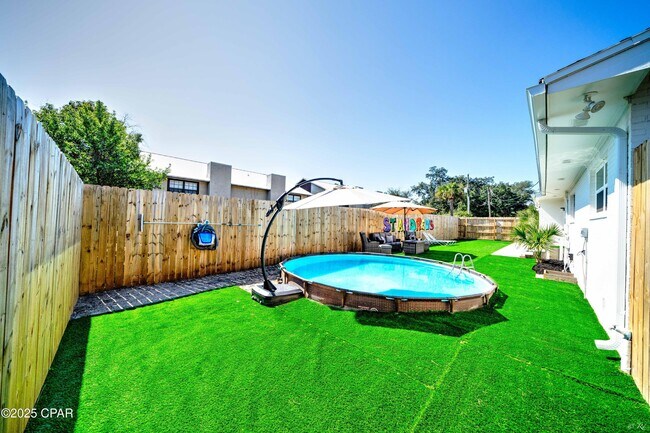 Building Photo - 2615 W 11th St