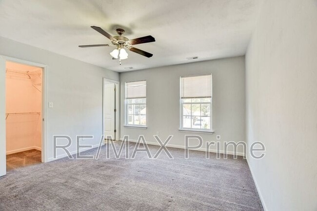 Building Photo - 4164 Reid St