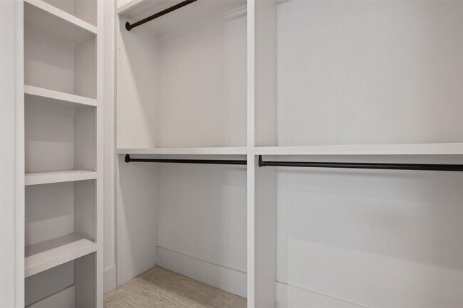 Building Photo - 1136 Adele St