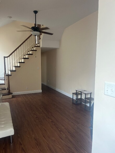 Building Photo - 4129 Ulloa St