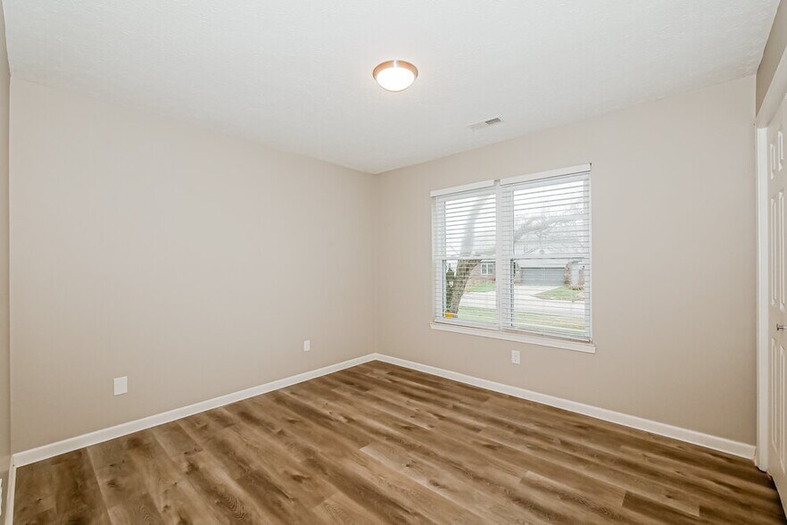 Building Photo - 509 Village Blvd