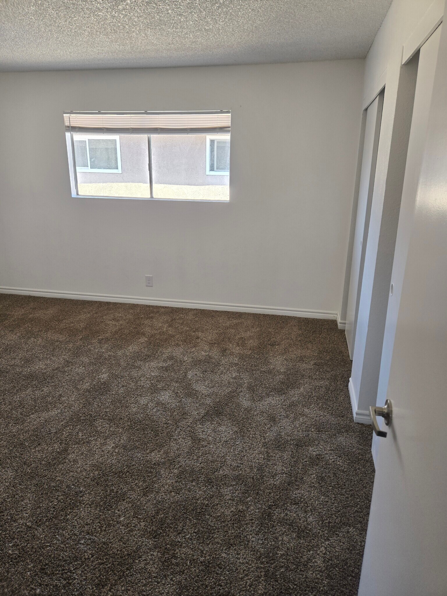 Building Photo - 2701 Kline Cir