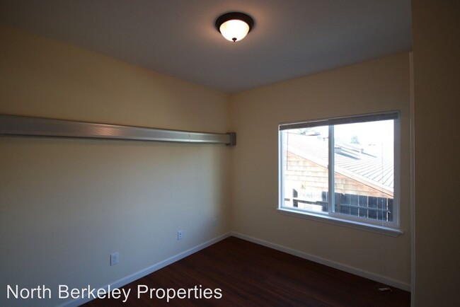 Building Photo - 2414 Dana St