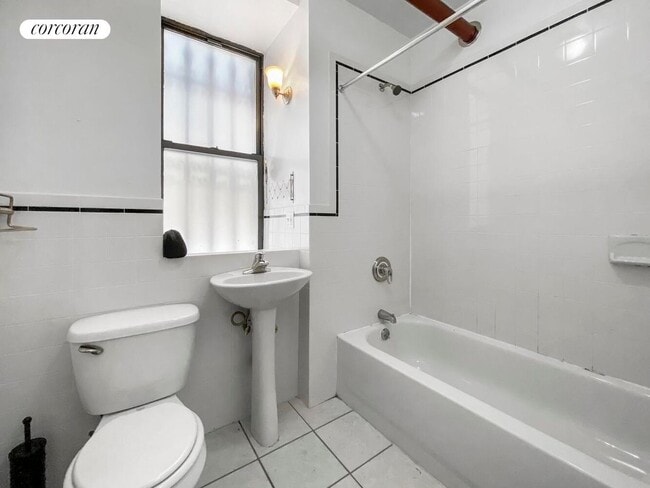 Building Photo - 503 W 148th St