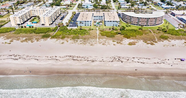 Building Photo - 4800 Ocean Beach Blvd