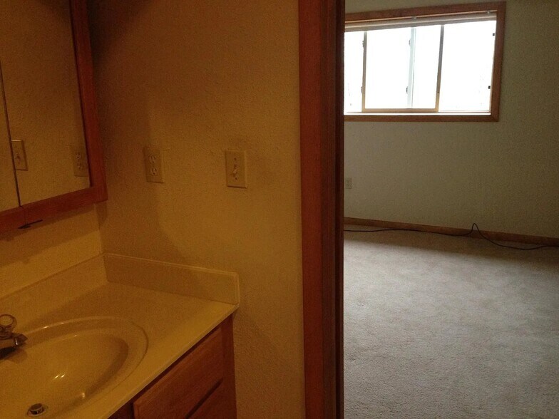 Building Photo - 13277 N Winchester Way