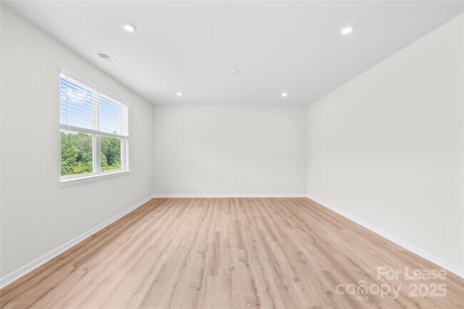 Building Photo - 3432 Blf Hl Ln