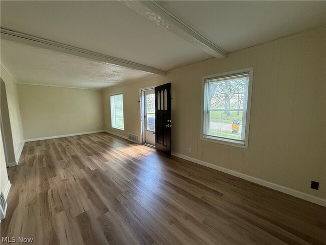 Building Photo - 18505 Raymond St