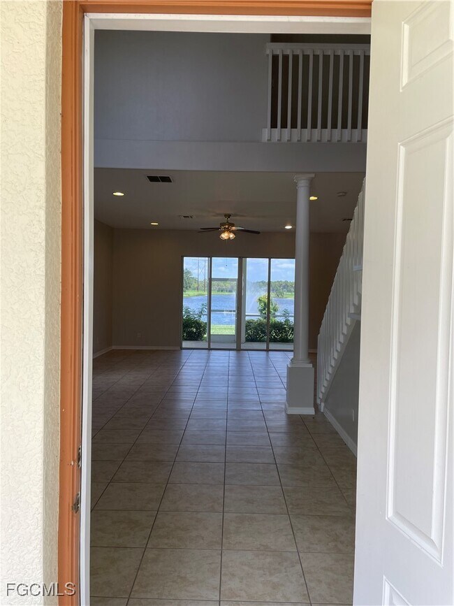 Building Photo - 2533 Deerfield Lake Ct