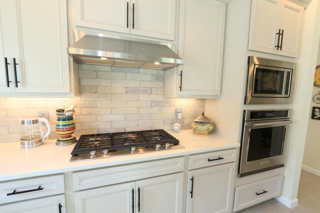 Building Photo - 13412 SW Vermillion Cir