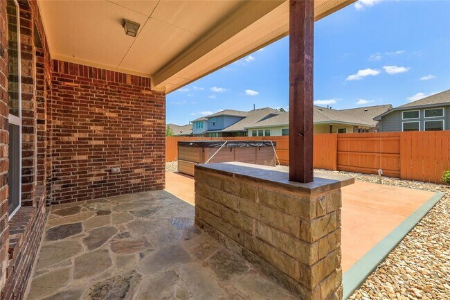 Building Photo - 205 Penna Ln