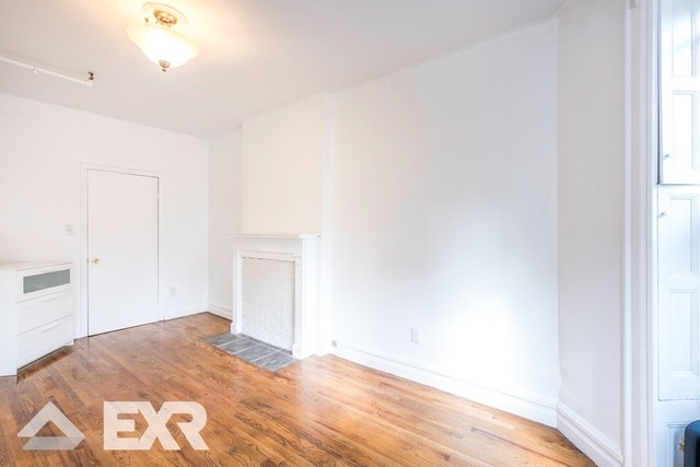 Building Photo - 401 Hancock St