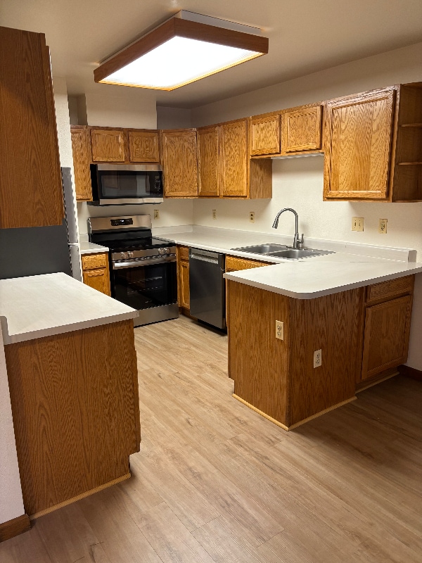 Building Photo - 3777 E 121st Ave