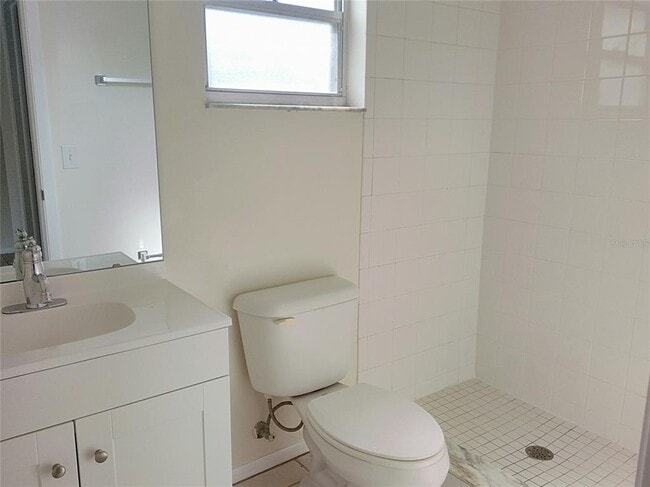 Building Photo - 1669 Tarrytown Ave