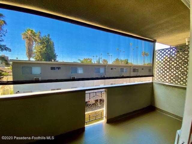 Building Photo - 580 N Los Robles Ave