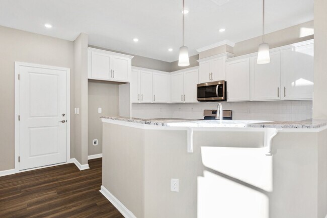 Building Photo - 237 Ribbon Rail St