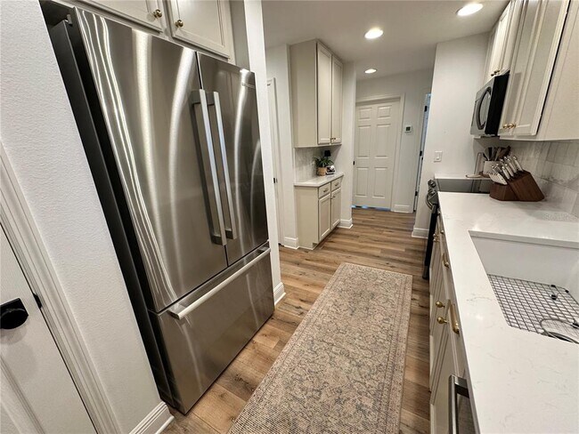 Building Photo - 4085 Overture Cir